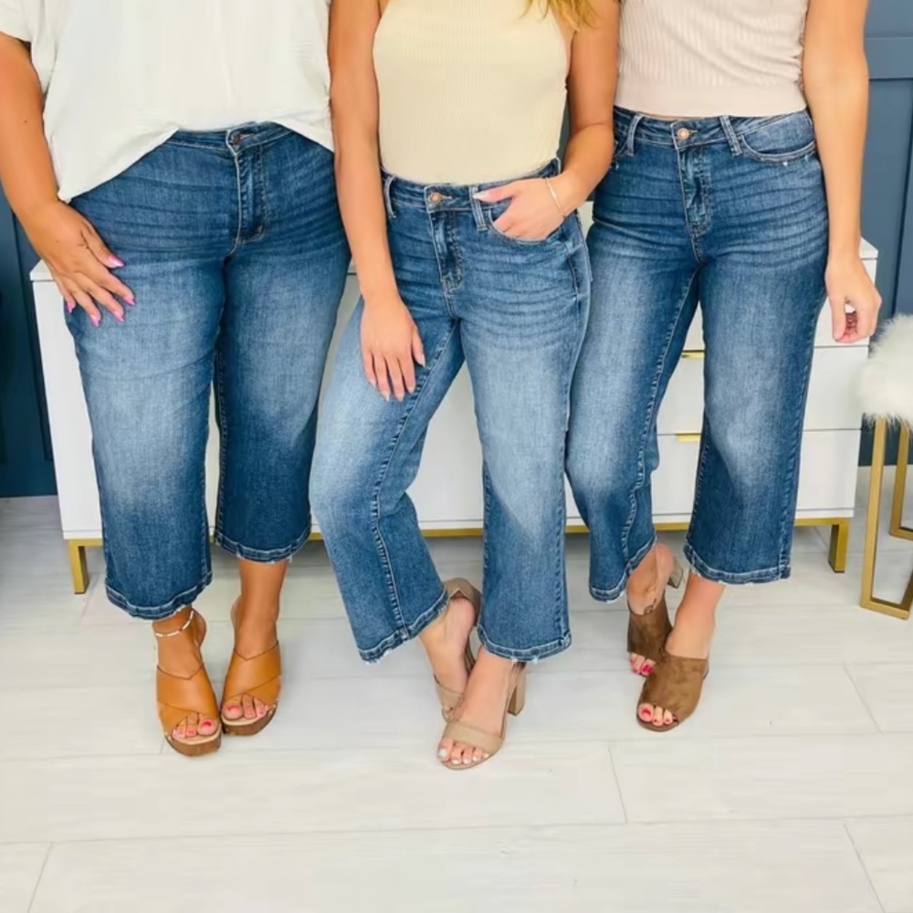 JUDY BLUE Cropped Wide Leg Jeans